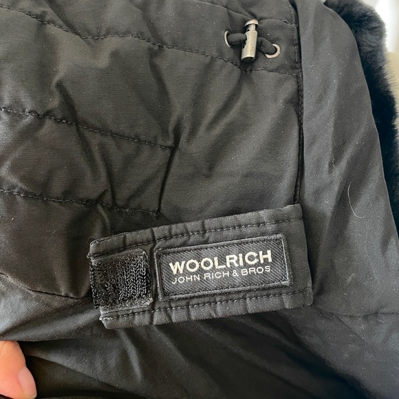 Selling Woolrich coat
Good condition, no damage at all - Picture 14 of 15